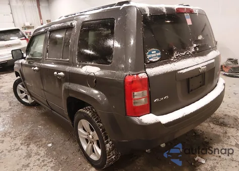 2014 Jeep Patriot Latitude z USA, uszkodzony, nr VIN 1C4NJRFB8ED885063